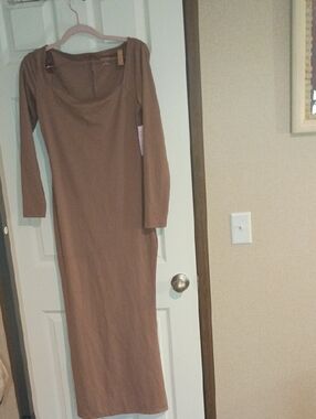 wild fable Brown Long Sleeve Scoop Neck Maxi Dress